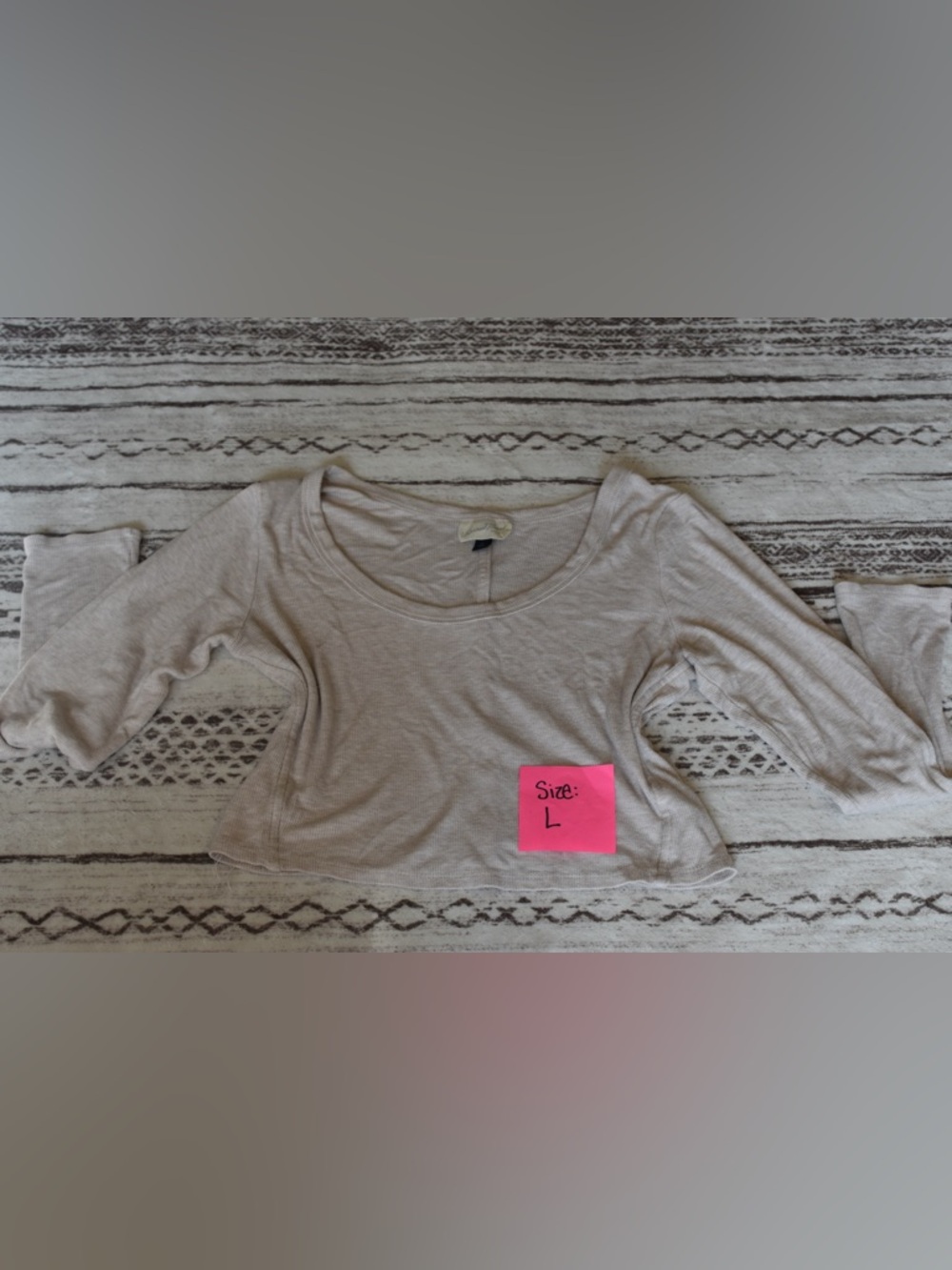 Universal Thread Light Beige Long Sleeve Scoop Neck Tee